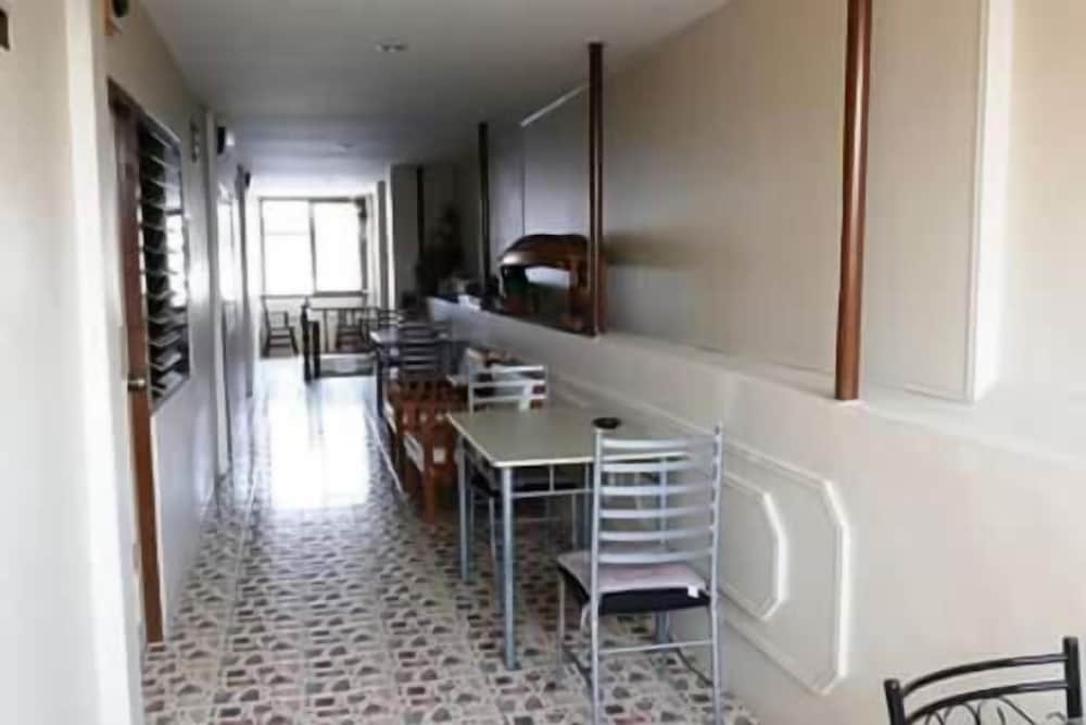 Фото Chomhaad Guesthouse