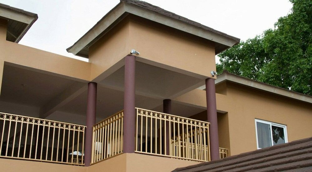 Фото Donway, A Jamaican Style Village