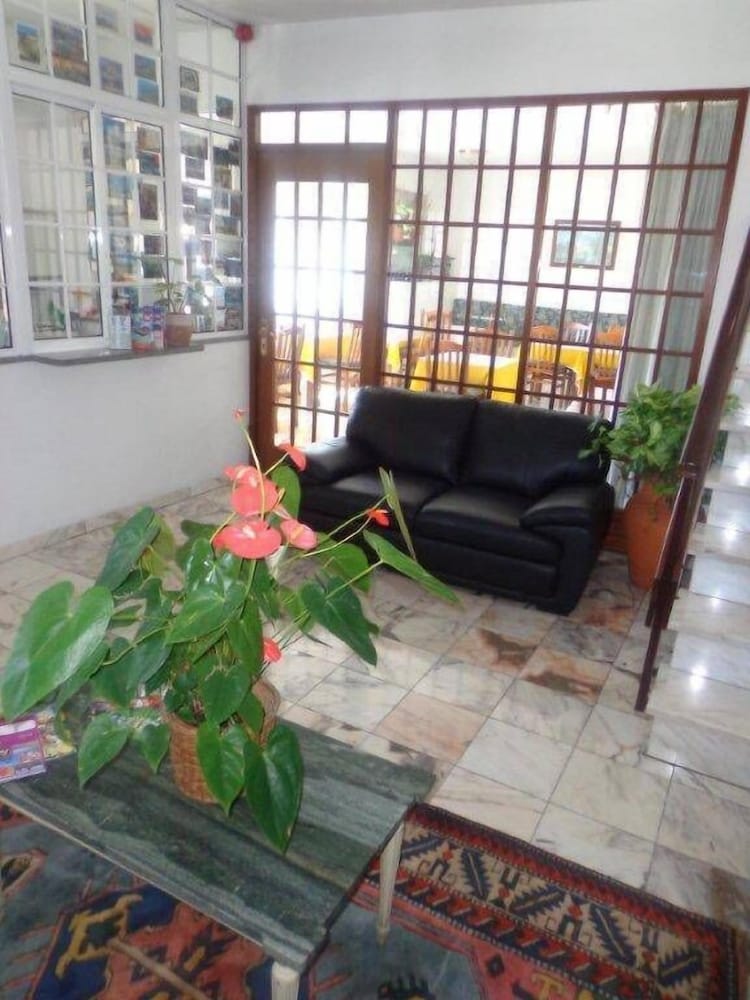 Фото Pensão Residencial Vila Teresinha