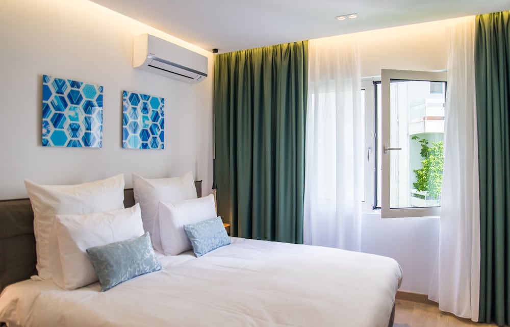 Фото Pinacota Suites Athens