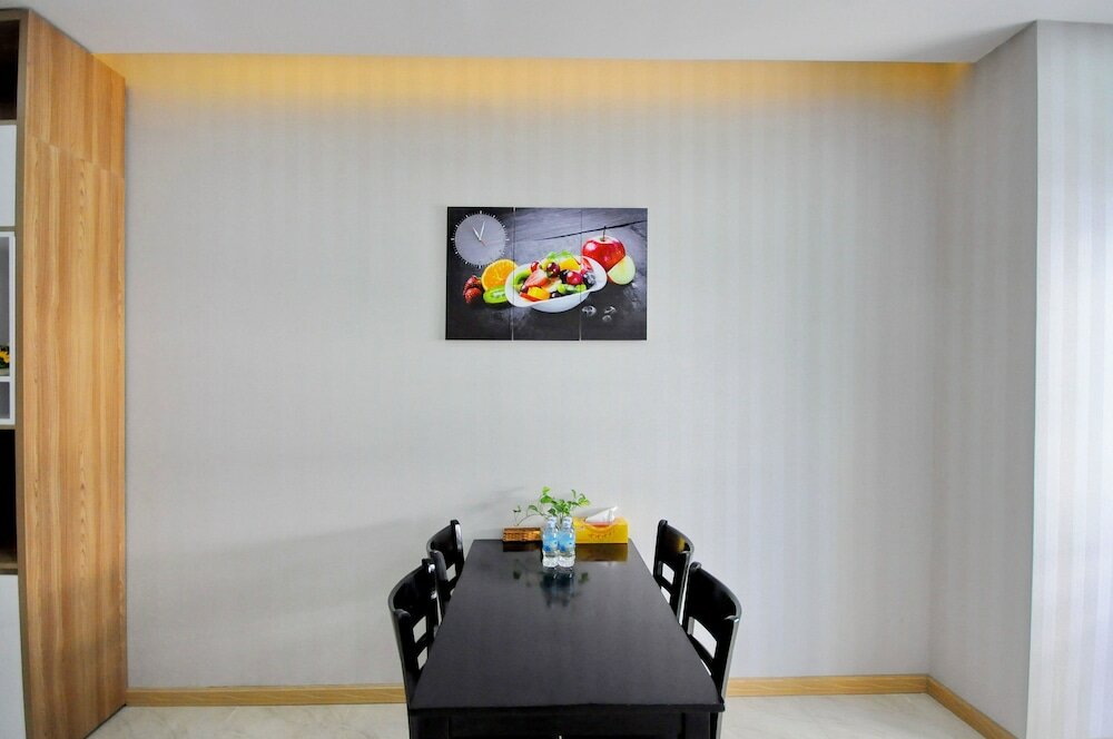 Фото Handy Beachfront Apartment