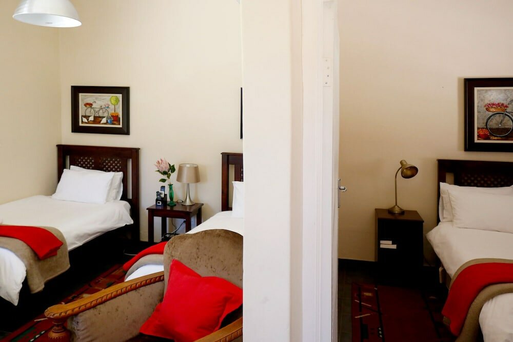Фото A Little Guesthouse