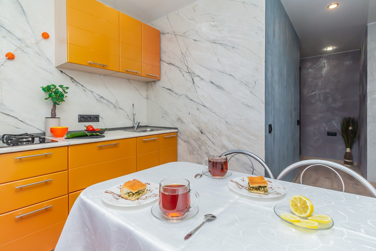 Фото МОИАпарт на улице Коммуны 86