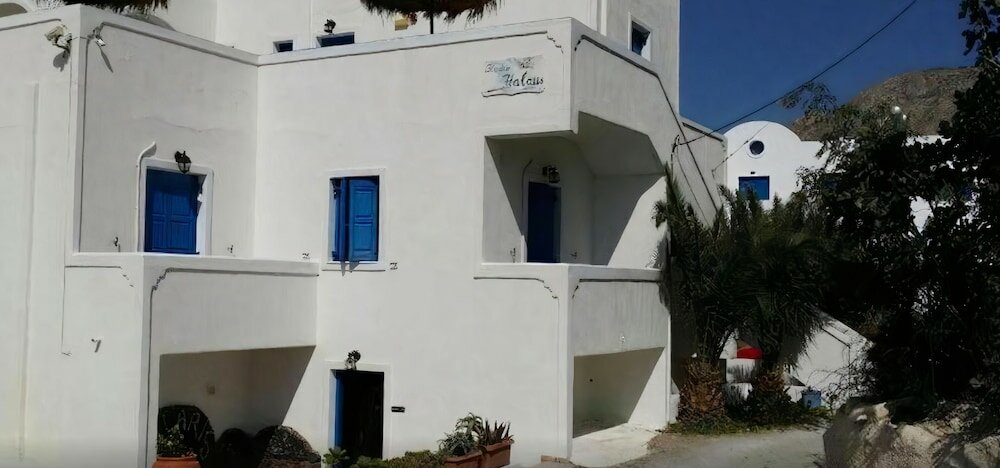 Фото Halaris Studios