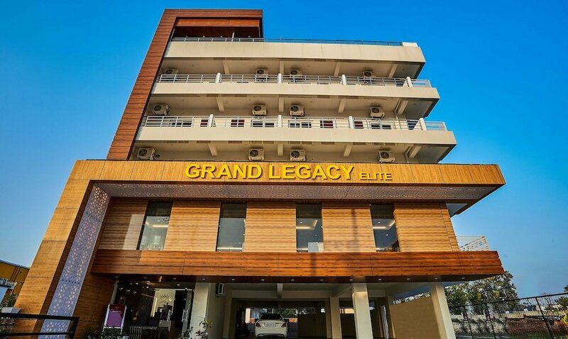 Гостиница Treebo Trend Grand Legacy Elite в Дехрадуне