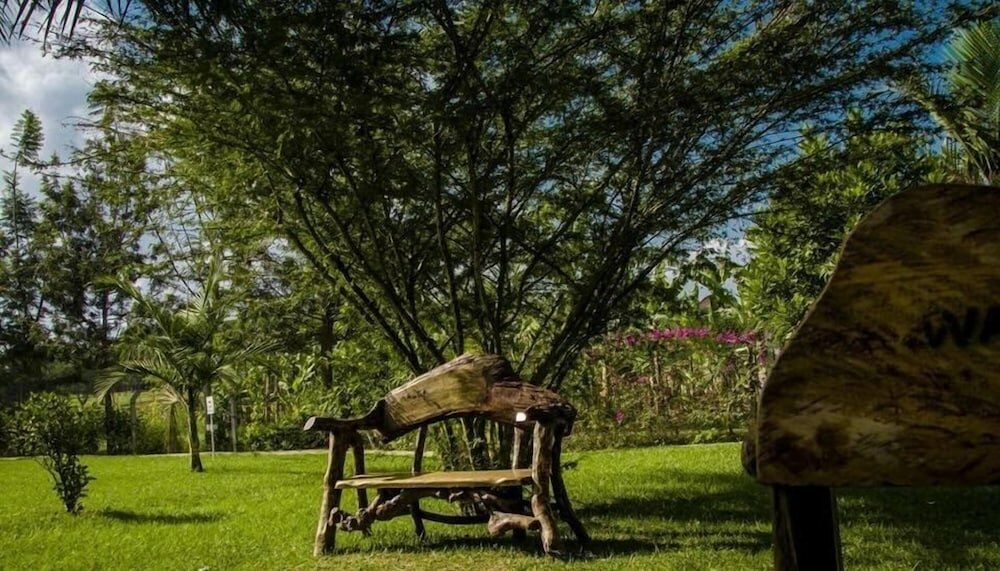 Фото Wagga Resort Hotel