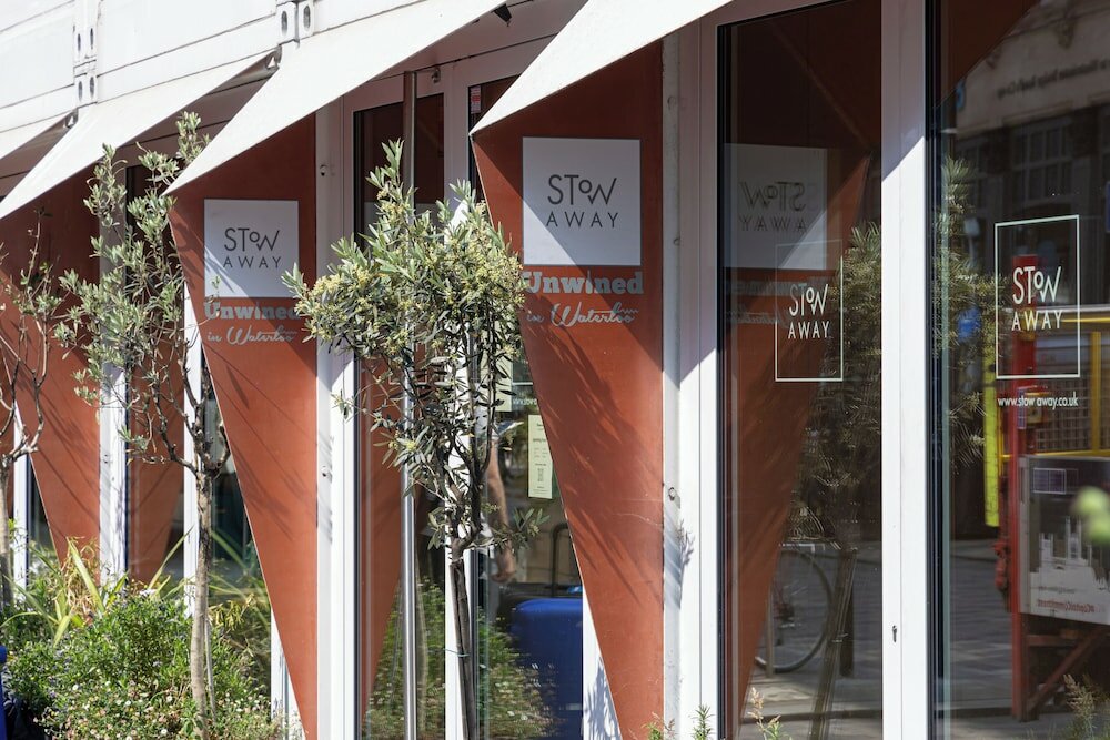 Фото StowAway Waterloo