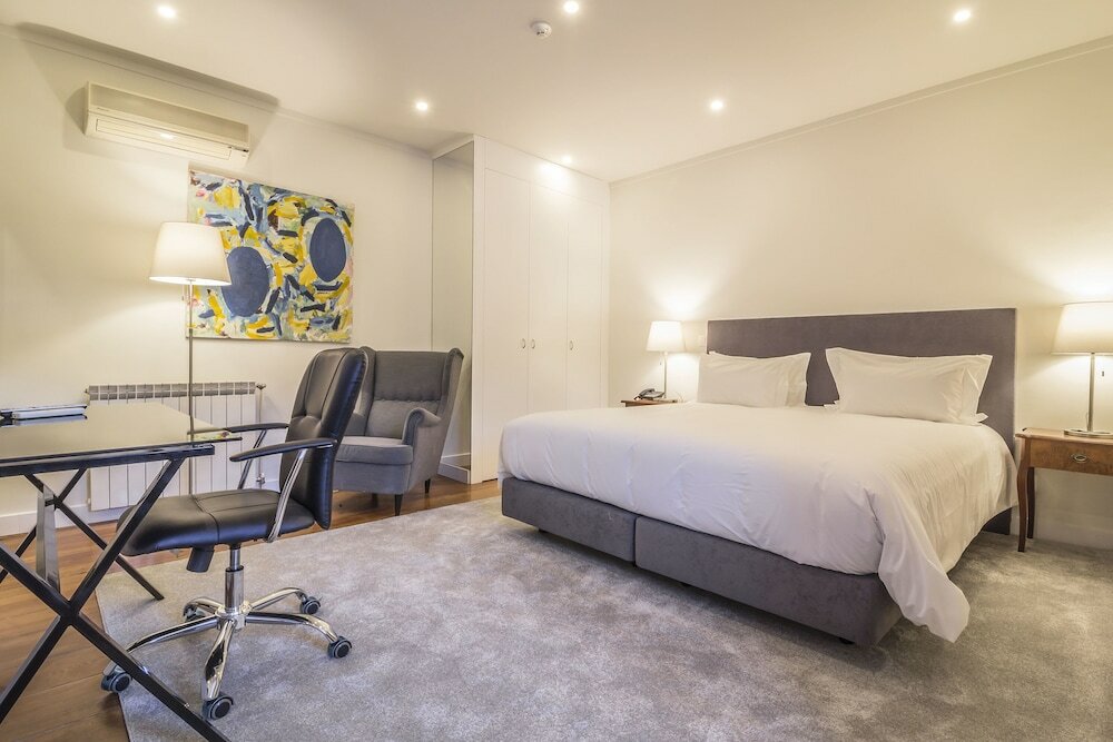 Фото Paço do Bispo Boutique House