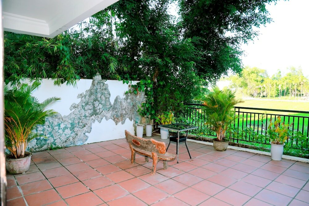 Фото Bi's House Homestay