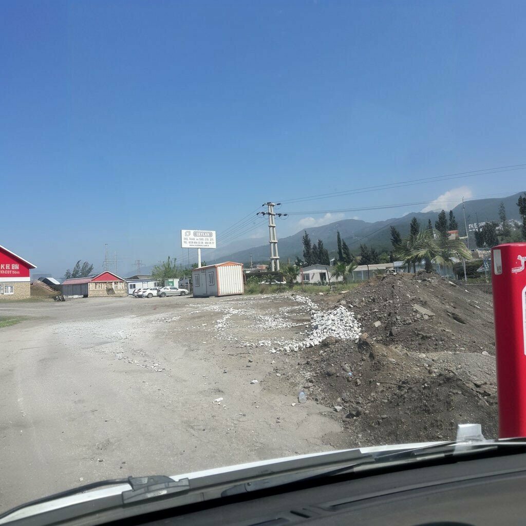 Construction equipment and machinery Ceylan Insaat, Iskenderun, photo