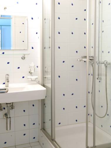 Фото La Couronne