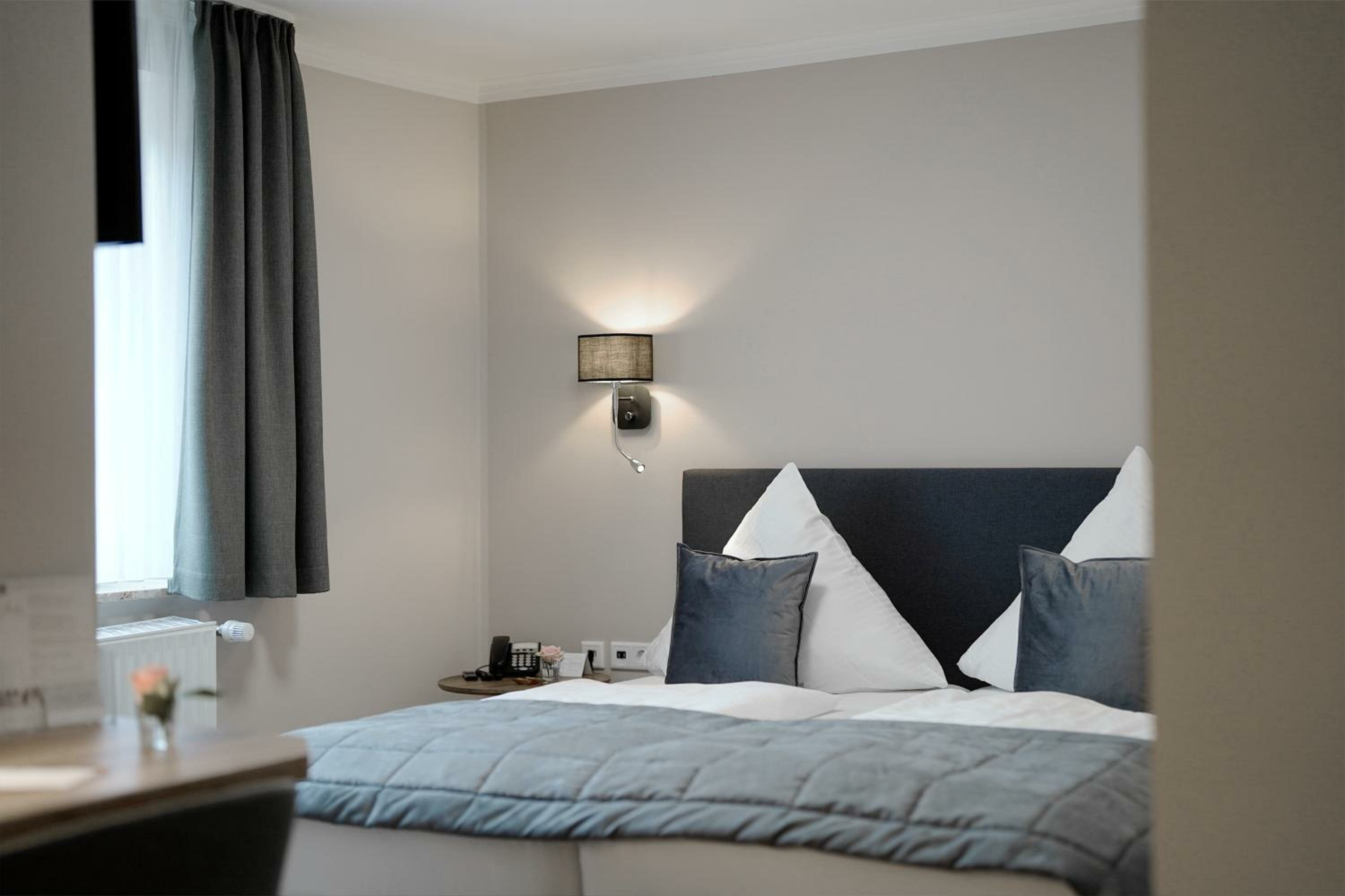 Фото Hotel Kühl