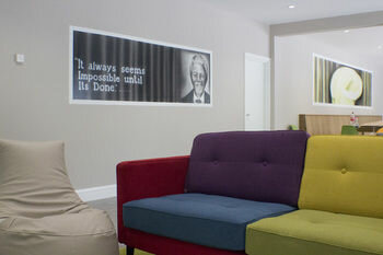 Гостиница The International в Ноке