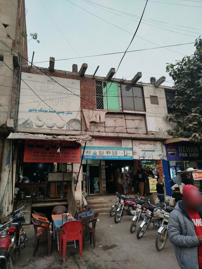 Shopping mall Civic Center Johar Town, Lahore, photo
