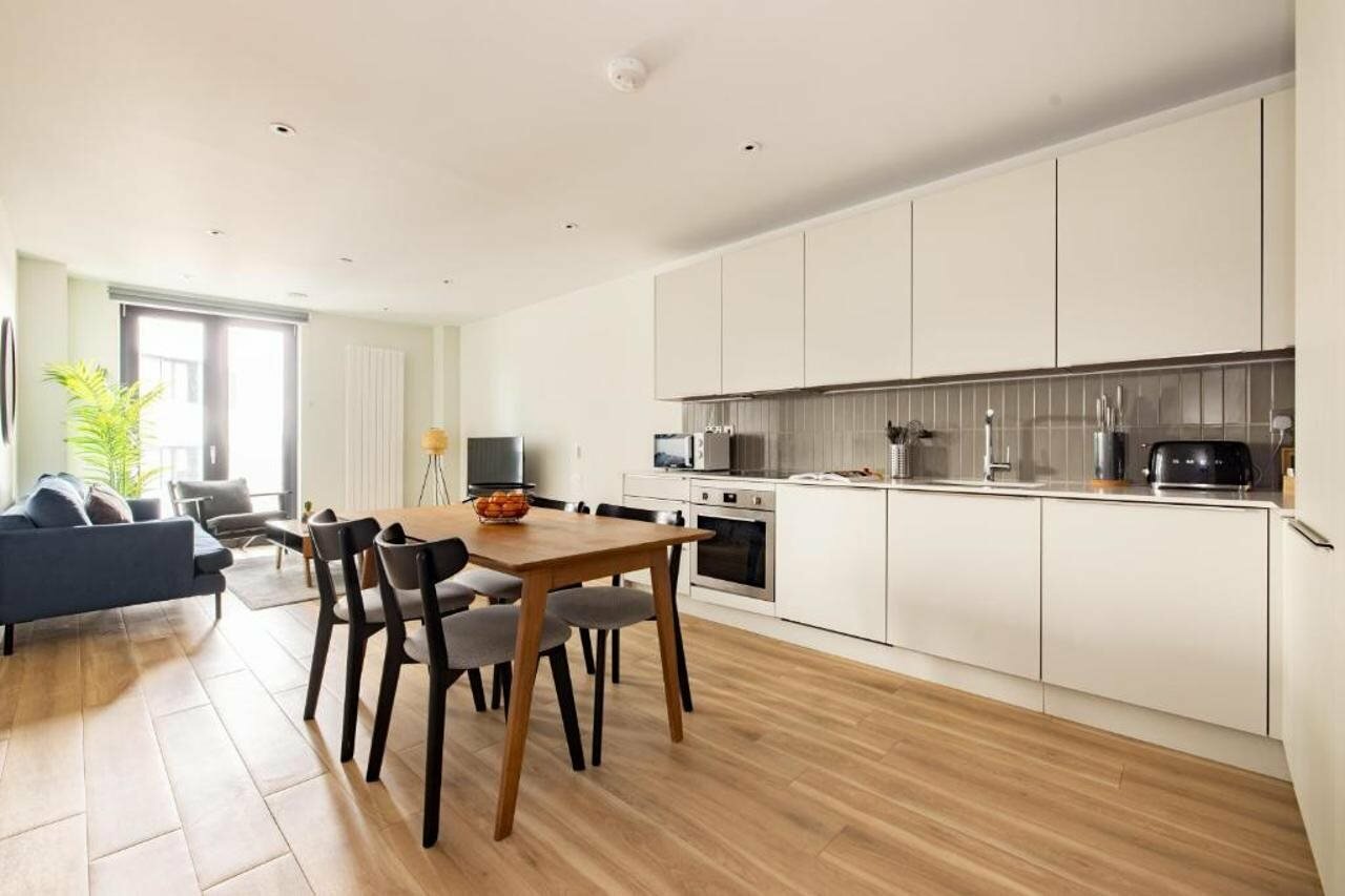 Фото Croydon by Charles Hope