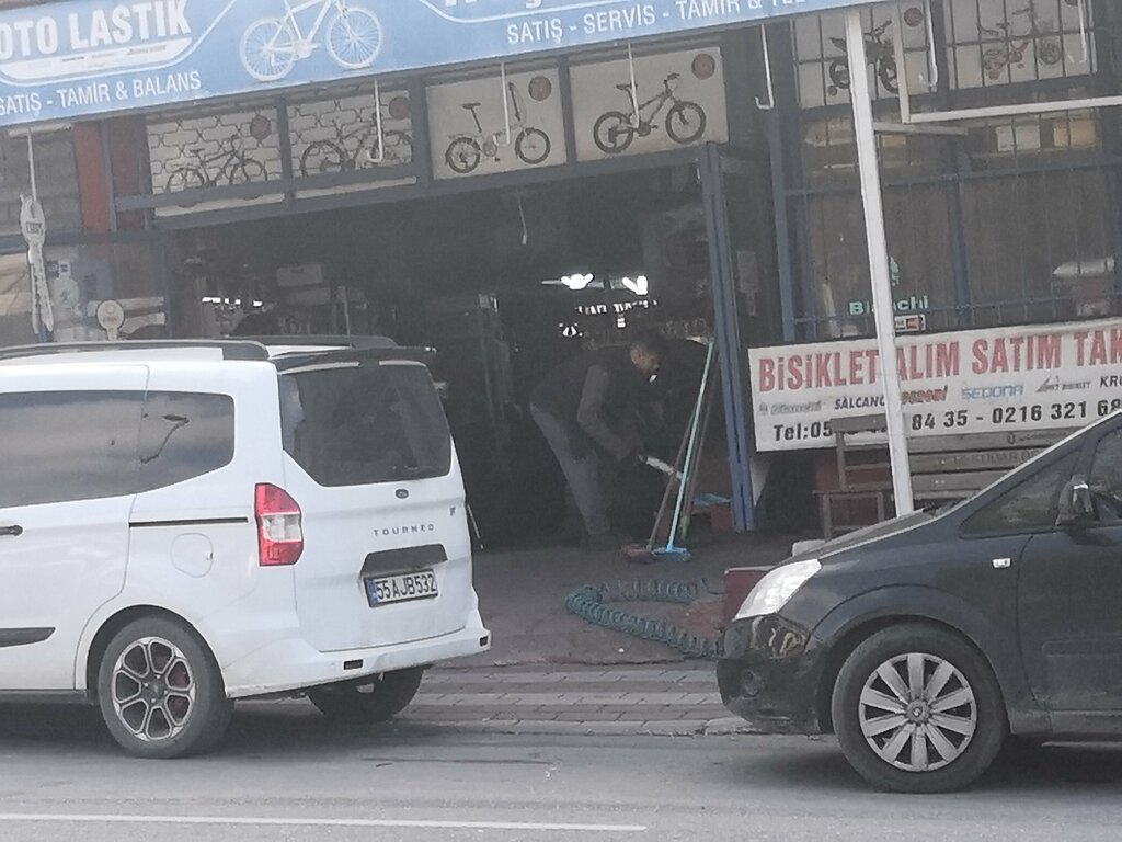 تصليح الدراجات Avsharolu Bicycle and Auto Tire ، اسطنبول، صورة