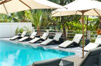 Фото The Beach Apartments