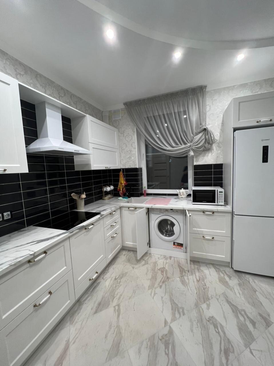 Фото Николь