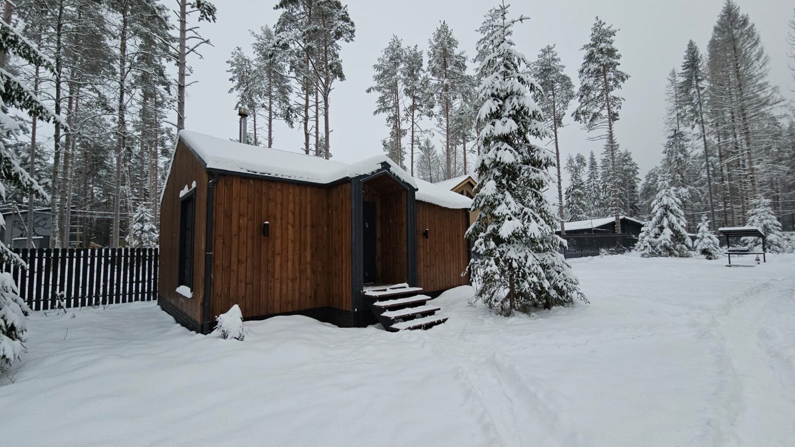 Фото Тепло с баней и чаном