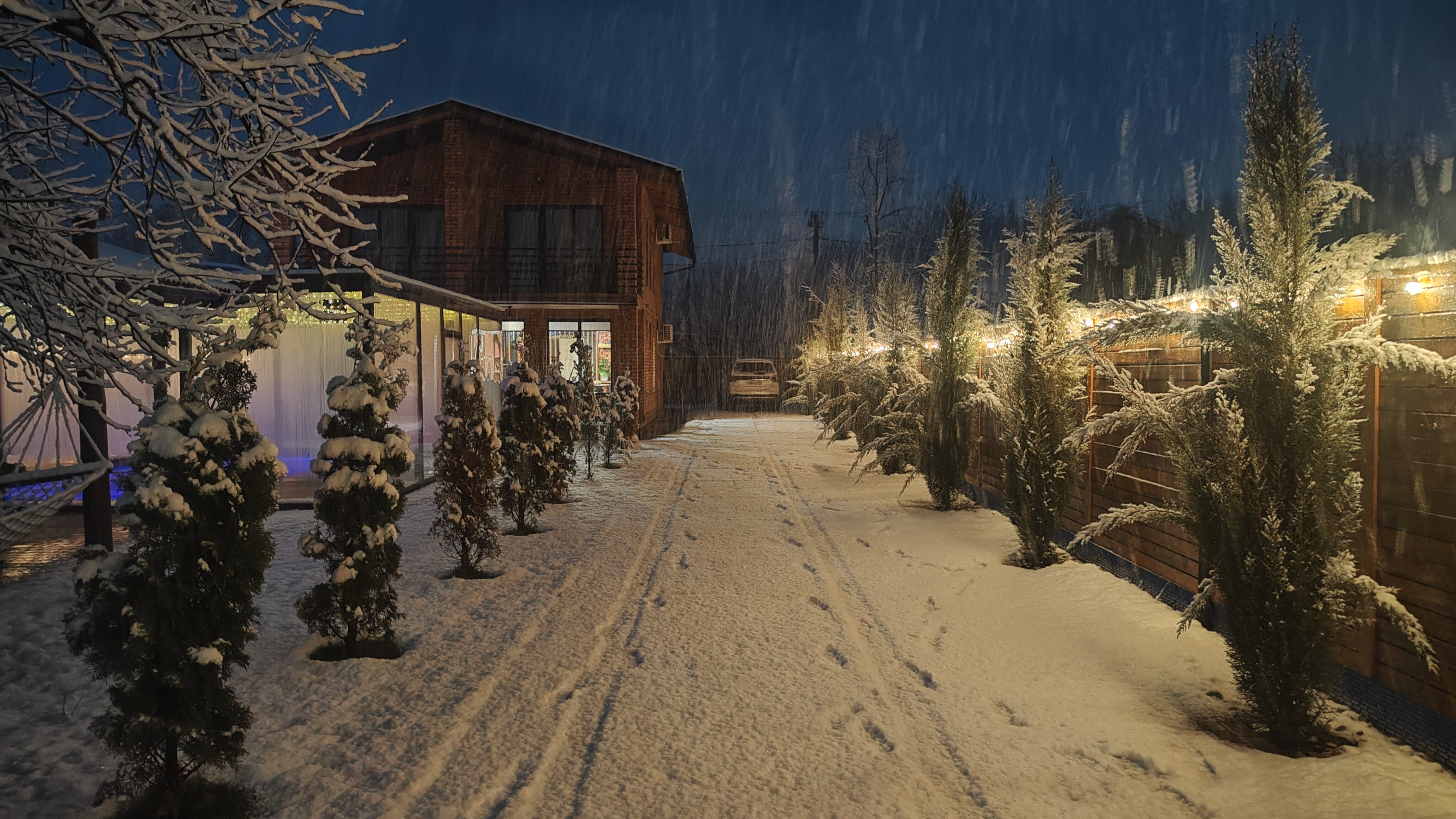 Фото Блэк_хаус