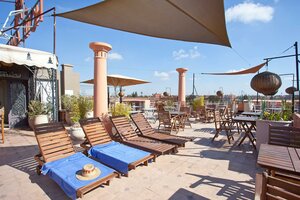 Гостиница Amani Hotel Suites & SPA