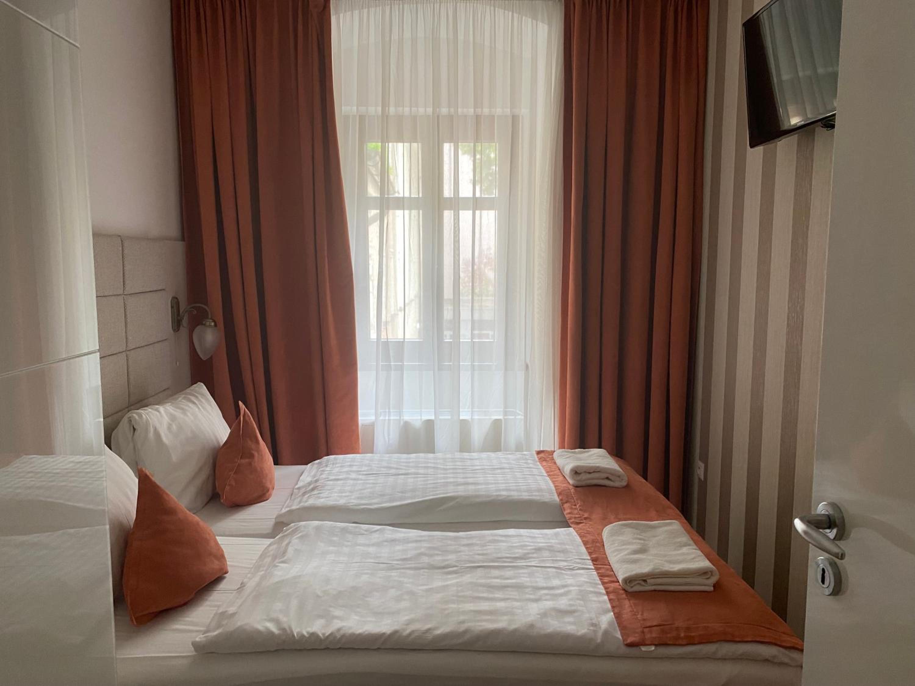 Фото VIP Apartments