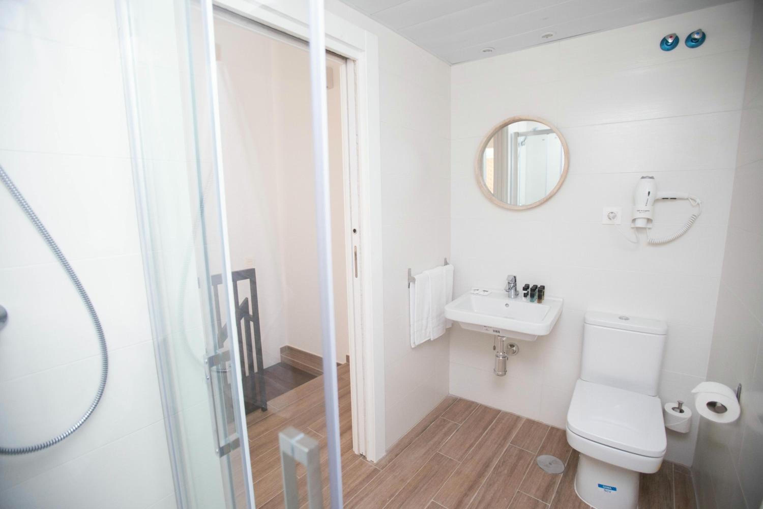 Фото Feelathome Mártires Apartments