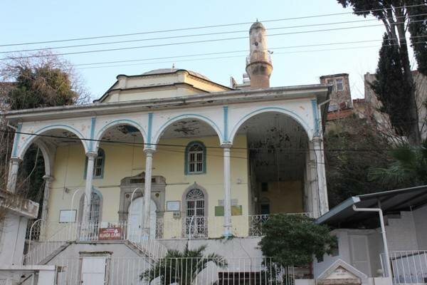 Mosque Hamzaağa Mosque, Tire, photo