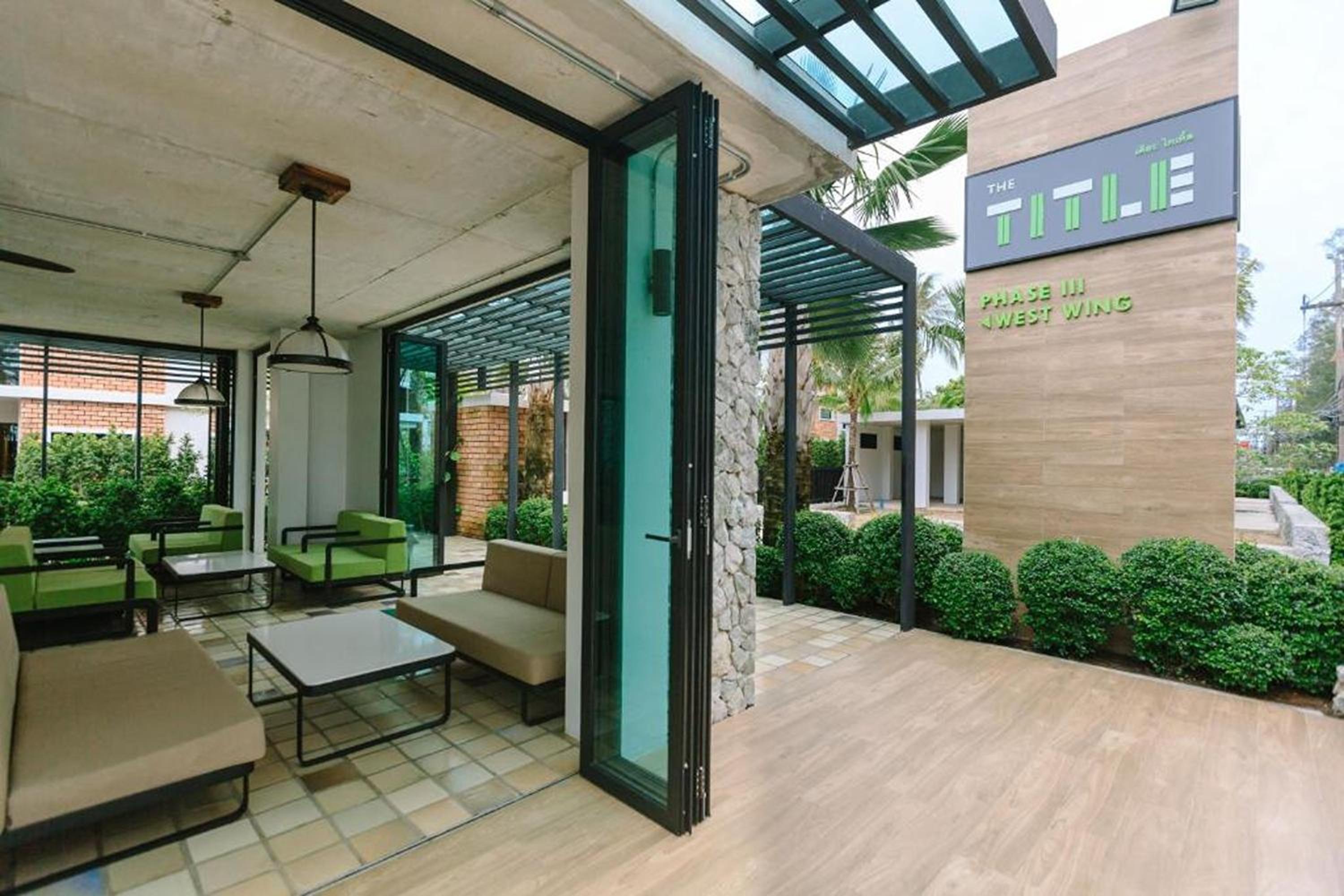 Фото The Title Beach Front