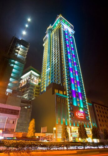 Гостиница Crown Regency Hotel and Towers в Себу