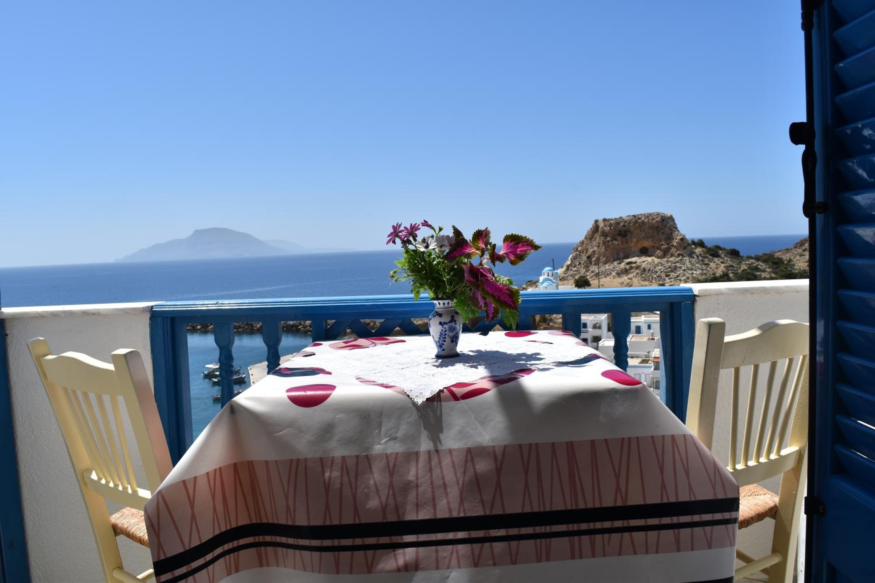 Фото Arhontiko Hotel