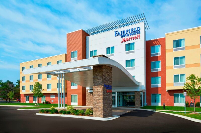 Гостиница Fairfield Inn & Suites by Marriott Detroit Troy в Трое