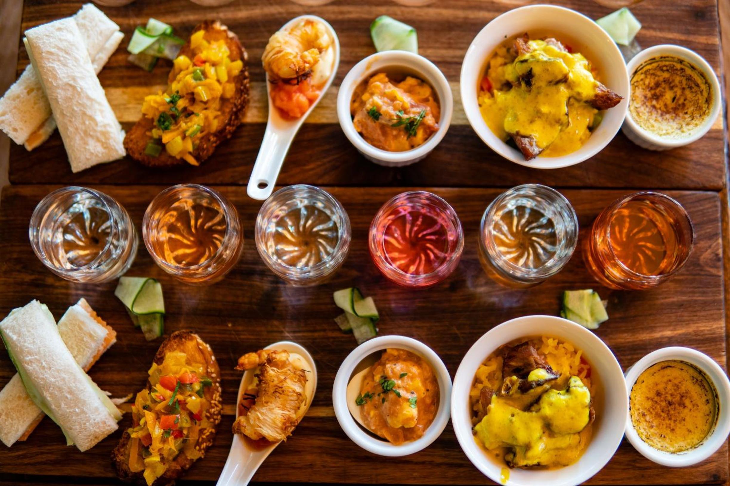 Фото The Royal Hotel