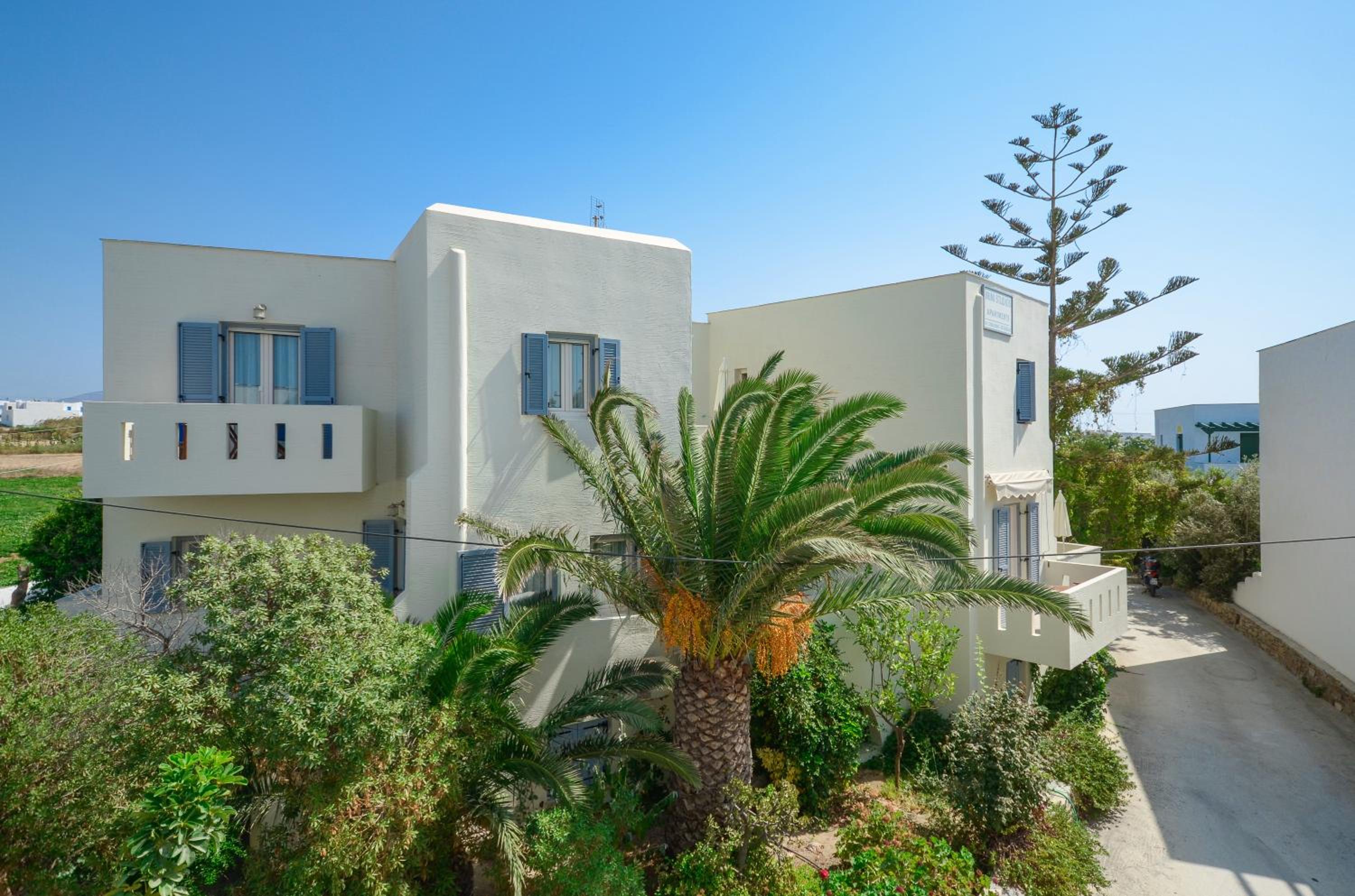 Фото Irini Studios