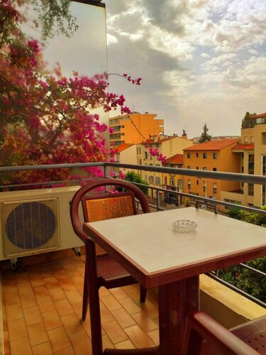 Гостиница Hôtel Bellevue Cannes в Каннах