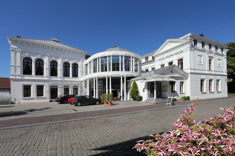 Гостиница Hotel Am Schloss Aurich Schlossresidenz в Аурихе