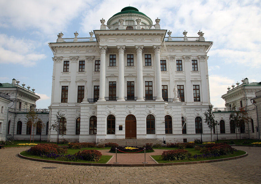 Библиотека Дом Пашкова, Москва, фото