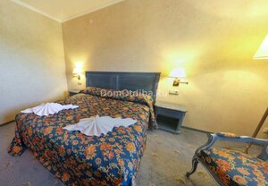 Edelveys (vulytsia Petrasha, 62), hotel