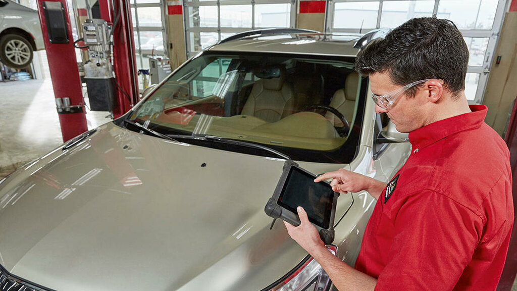 Express oil change Big O Tires, Maricopa, photo