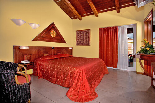 Гостиница Hotel La Paul в Сирмионе