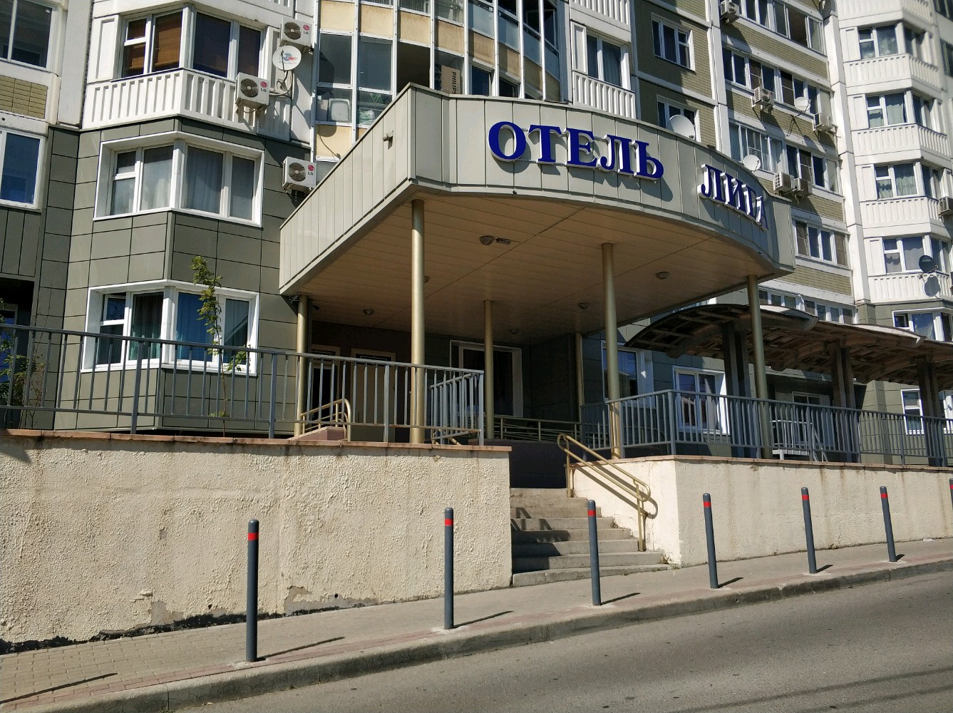 Фото отеля 1