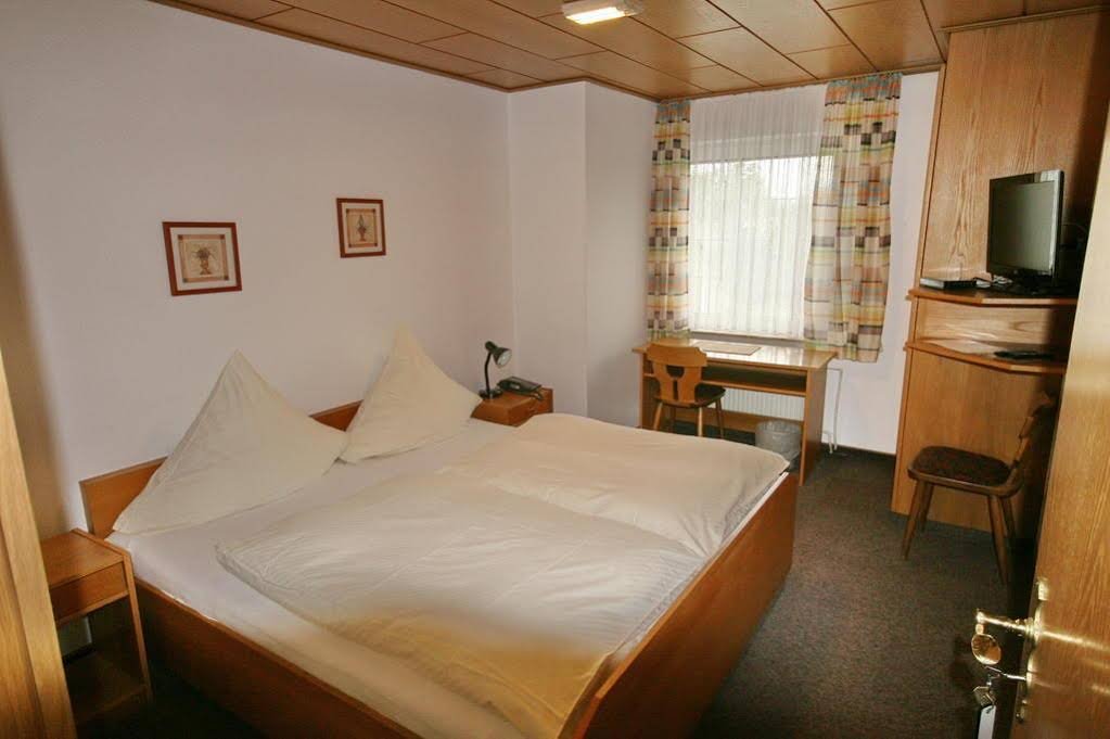 Фото Hotel Stockumer Hof