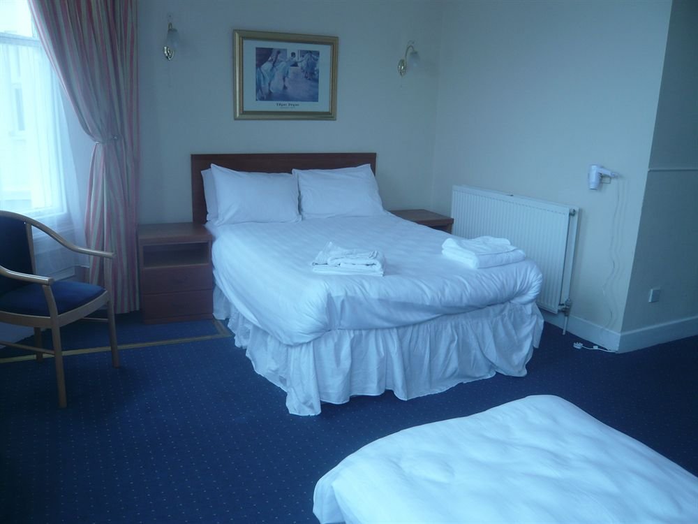 Фото Bourne Hall Hotel