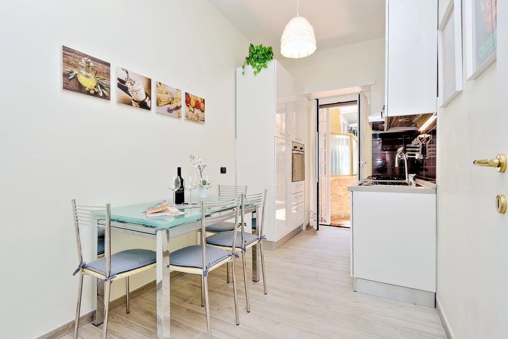 Фото The Number 44 Holiday Home