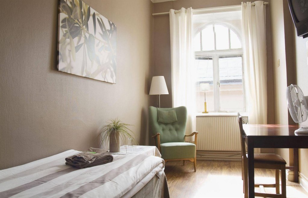 Фото Järnvägshotellet