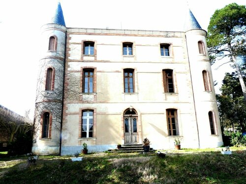 Гостиница Chateau la Bouriette