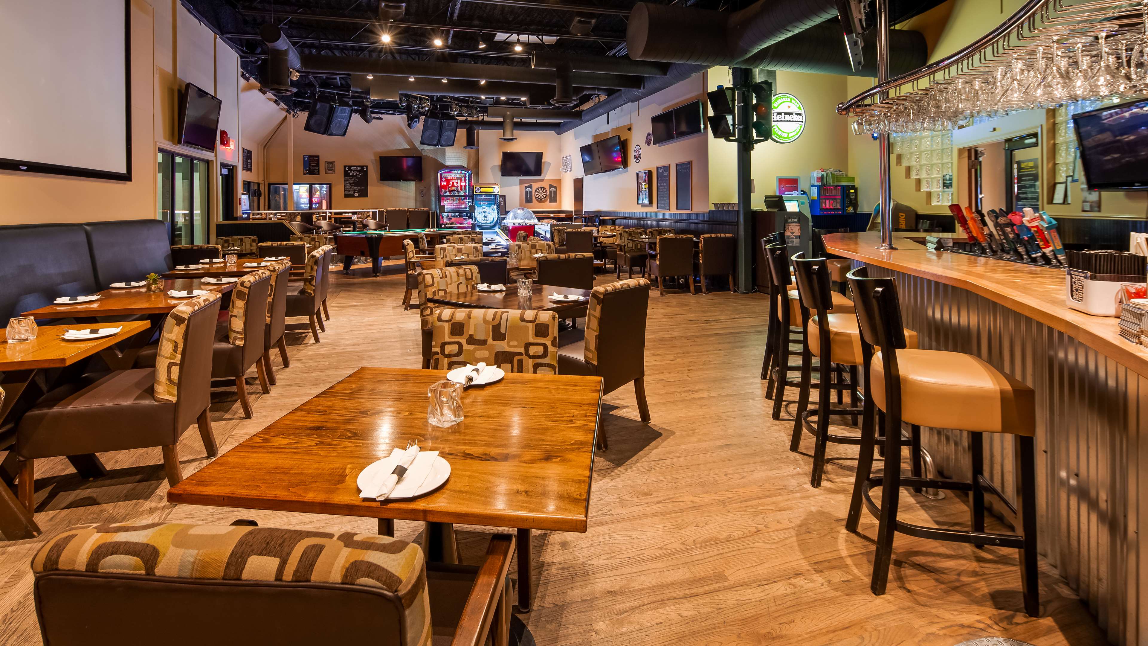 Фото Best Western Plus Kelowna Hotel & Suites