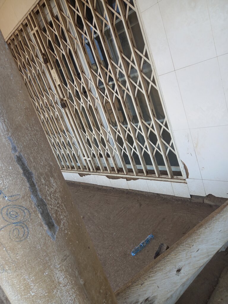 Tailor Pamfu Klothing, Accra, photo