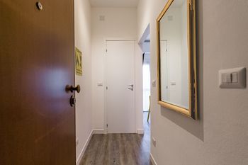 Фото Alessia's Flat - Naviglio Grande 2