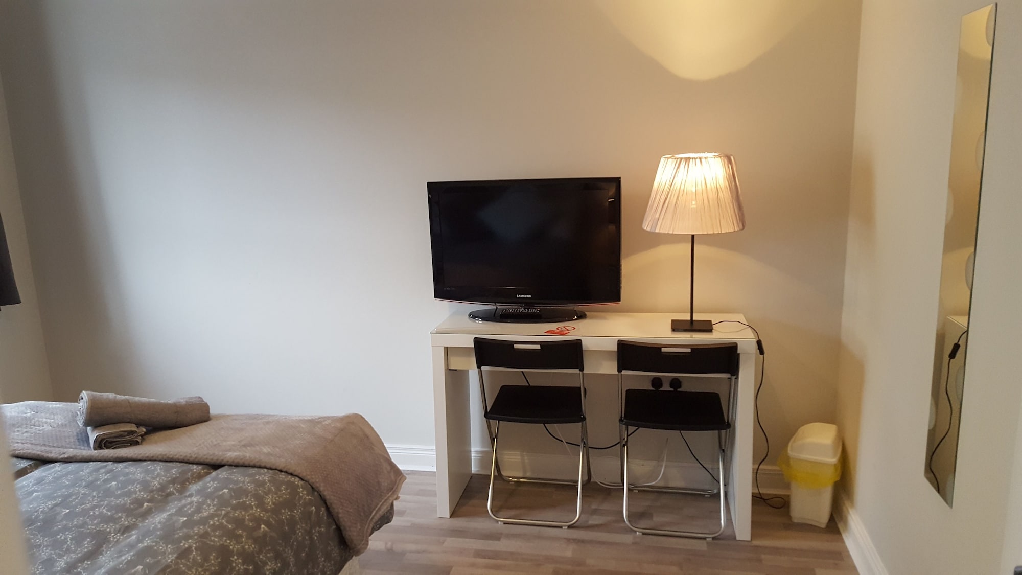 Фото Lawnbrook Town Guest House